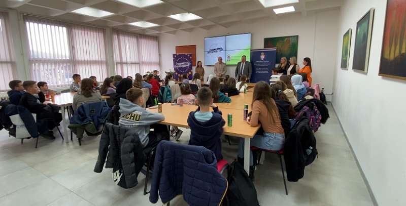 Učenici OŠ Stefan Nemanja edukovani o internet sigurnosti uz podršku Ministarstva telekomunikacija